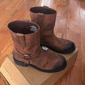 Thursday boot outlaw